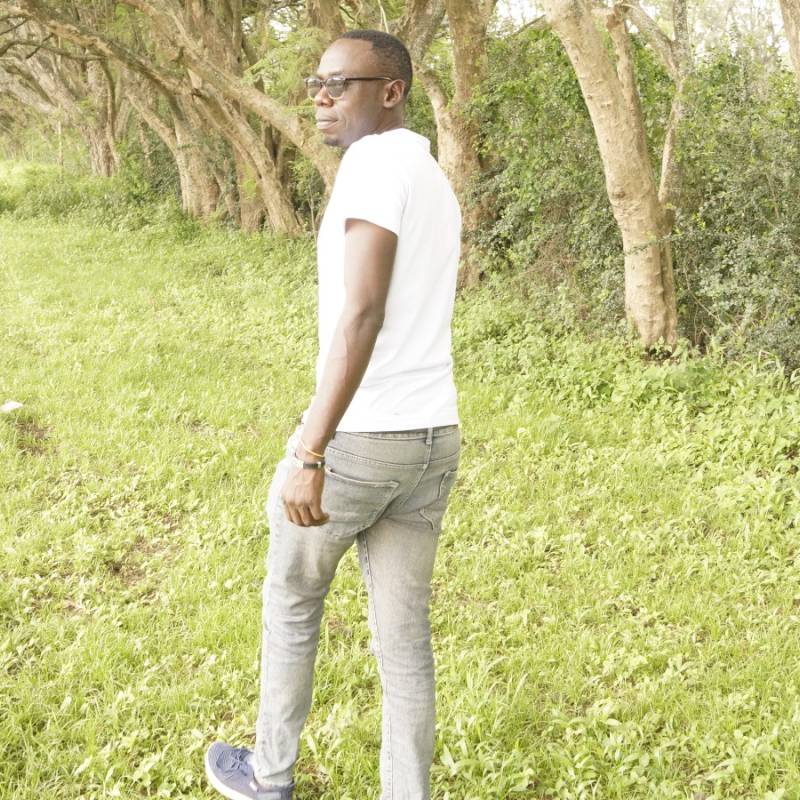 Meet Steven, 18 Male from Tanzania - Free Online Dating at BoopDate - Photo 6644