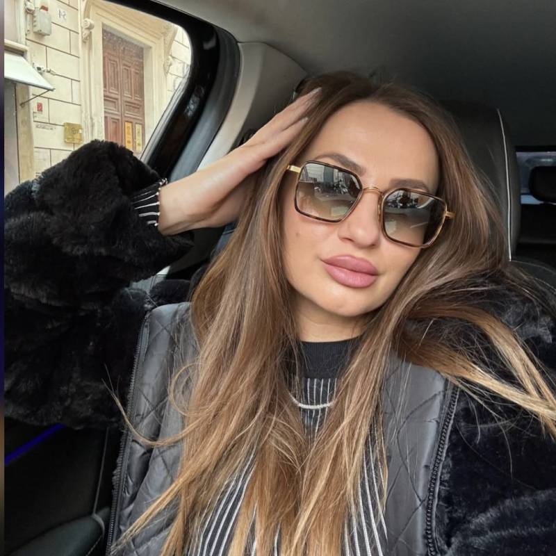 Meet Camille, 38 Female from Франция - Free Online Dating at BoopDate - Photo 12793