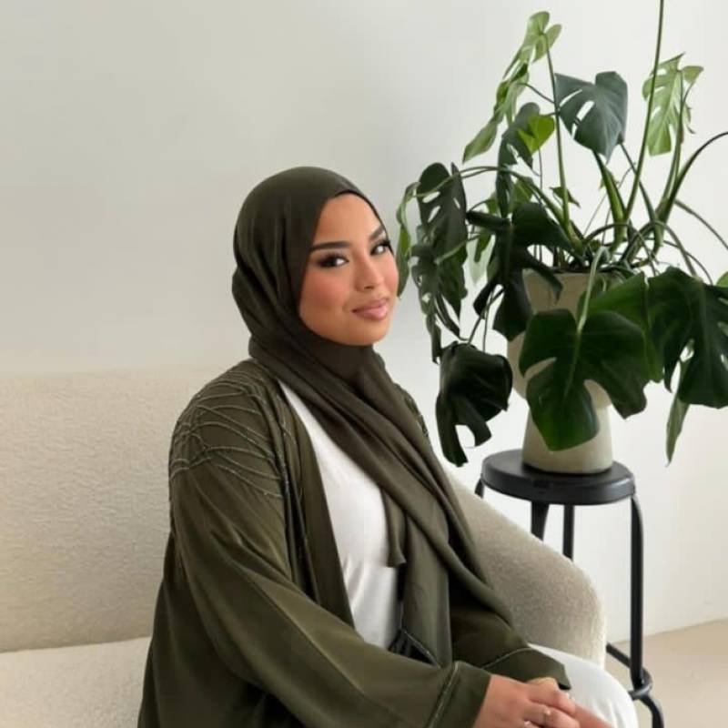 Meet Qamar, 18 Female from Regno Unito - Free Online Dating at BoopDate - Photo 16899