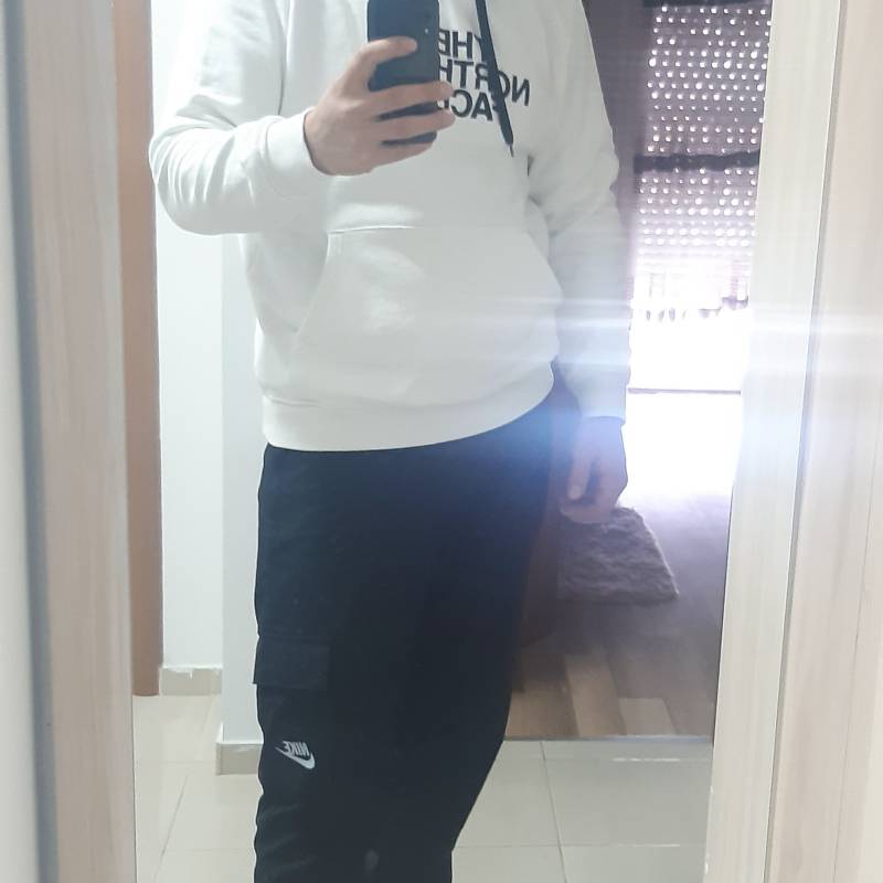 Meet Laze, 33 Male from Gevgelija, Македония - Free Online Dating at BoopDate - Photo 20391