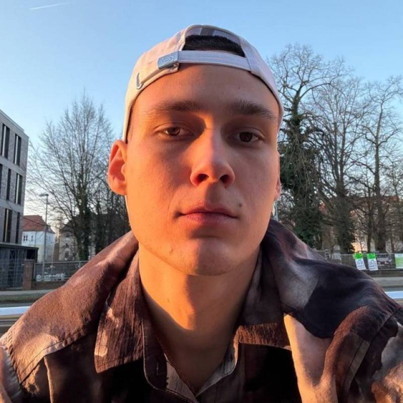 Meet Daniel, 18 Male from Duitsland - Free Online Dating at BoopDate - Photo 23814