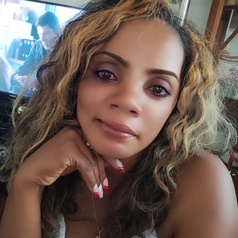 Meet Arianah, 34 Female from فرنسا - Free Online Dating at BoopDate - Photo 21208