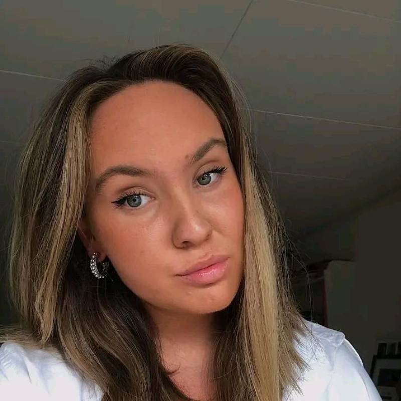 Meet Hanna löfgren, 31 Female from Uppsala county, Zweden - Free Online Dating at BoopDate - Photo 28562