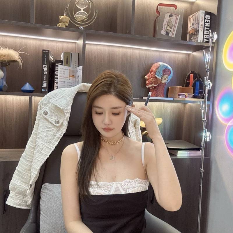 Meet Aurelia, 38 Female from Germany - Free Online Dating at BoopDate - Photo 26634