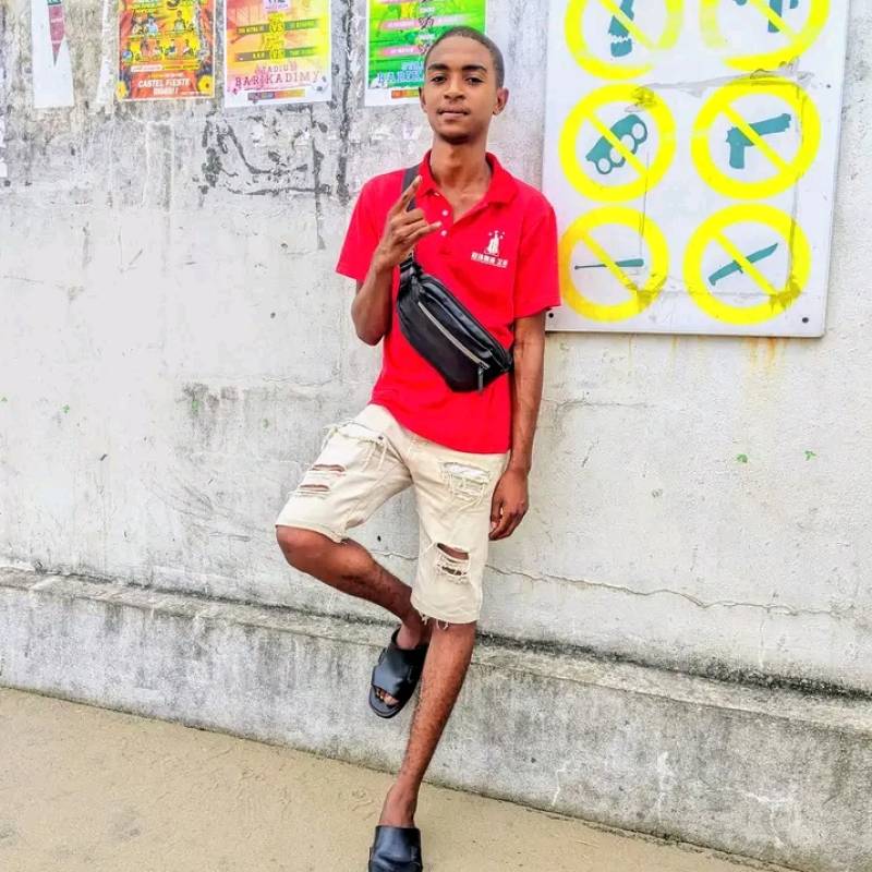 Meet Emilio, 18 Male from Toamasina, مدغشقر - Free Online Dating at BoopDate - Photo 26970